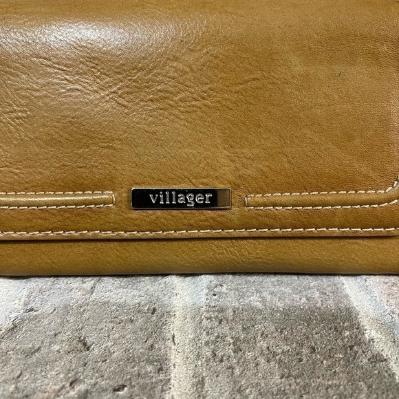 Wallet - Picture 2 of 10